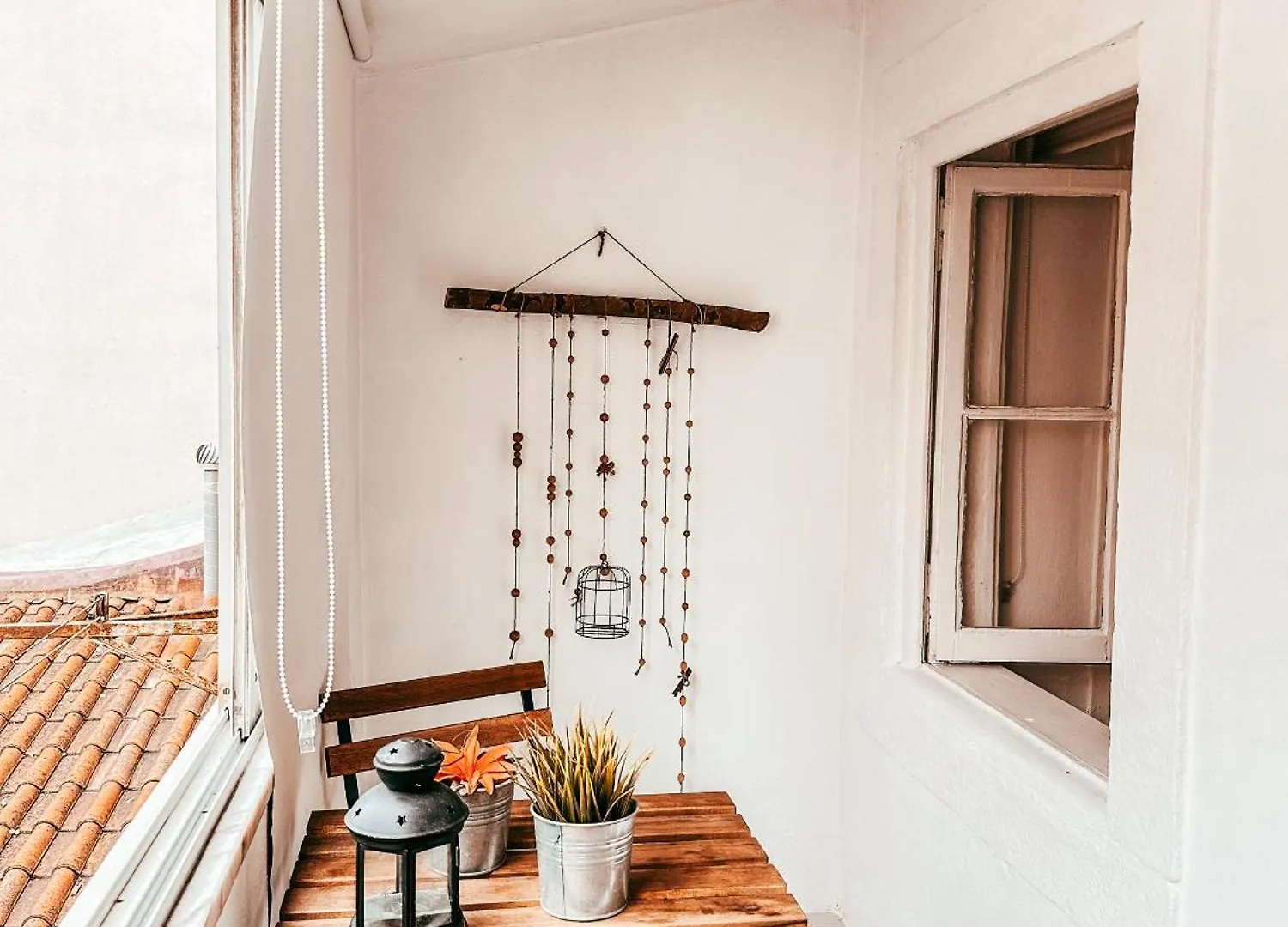 Typical Lisbon Apartment By Gt House